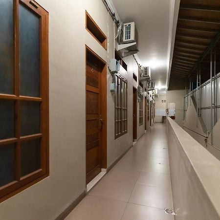 Reddoorz At Joyce Guest House Medan Bagian luar foto