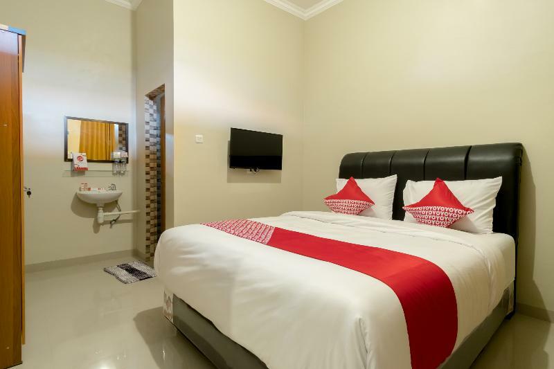 Reddoorz At Joyce Guest House Medan Bagian luar foto